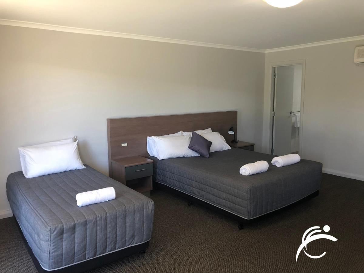 Coro Club Motel Гриффит Экстерьер фото
